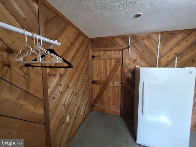609 JOY DR, Ruther Glen, VA 22546