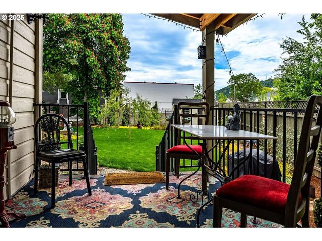 236 Se STEPHENS St, Roseburg, OR 97470