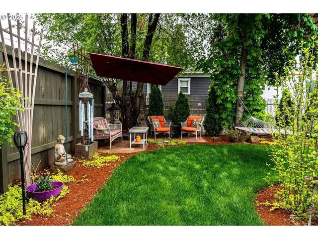 236 Se STEPHENS St, Roseburg, OR 97470