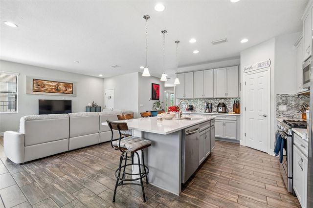 17576 TERRAZZO WAY, Land O Lakes, FL 34638