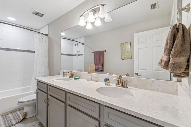 17576 TERRAZZO WAY, Land O Lakes, FL 34638