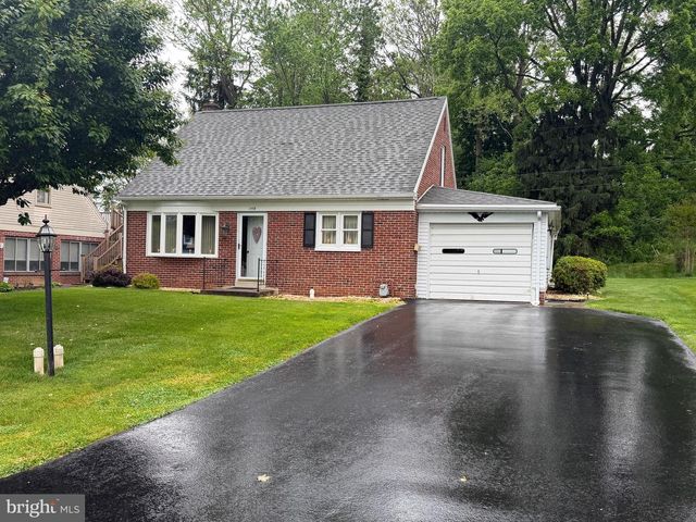 1339 MEADOWCREEK LN, Lancaster, PA 17603