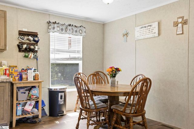 415 Future Lane, Inman, SC 29349