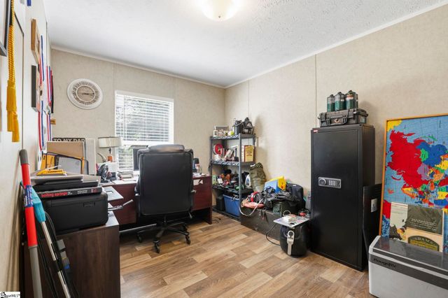 415 Future Lane, Inman, SC 29349