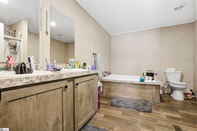 415 Future Lane, Inman, SC 29349