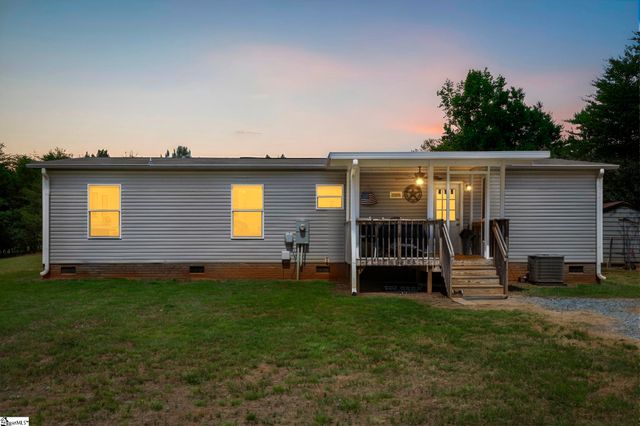 415 Future Lane, Inman, SC 29349