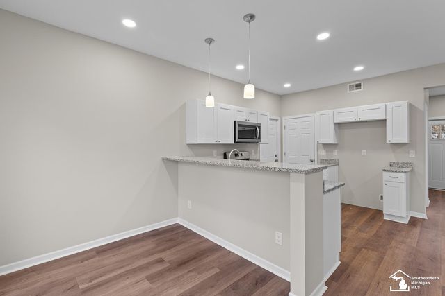 146 Budlong Street, Adrian, MI 49221