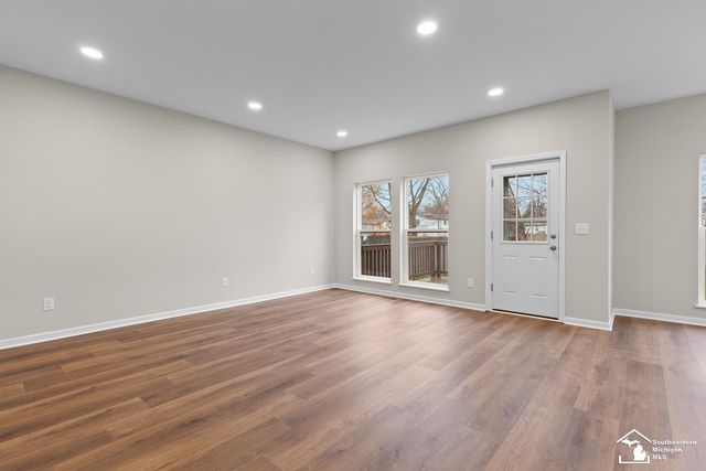 146 Budlong Street, Adrian, MI 49221