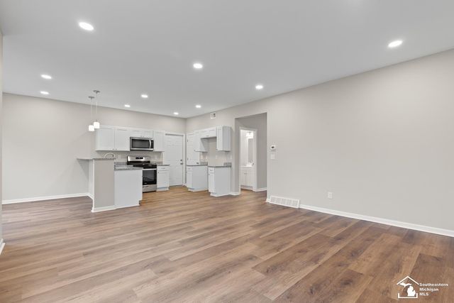 146 Budlong Street, Adrian, MI 49221