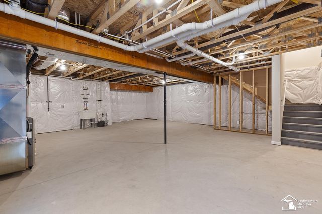 146 Budlong Street, Adrian, MI 49221