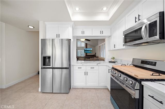 323 W Dawson Court, Glendora, CA 91740