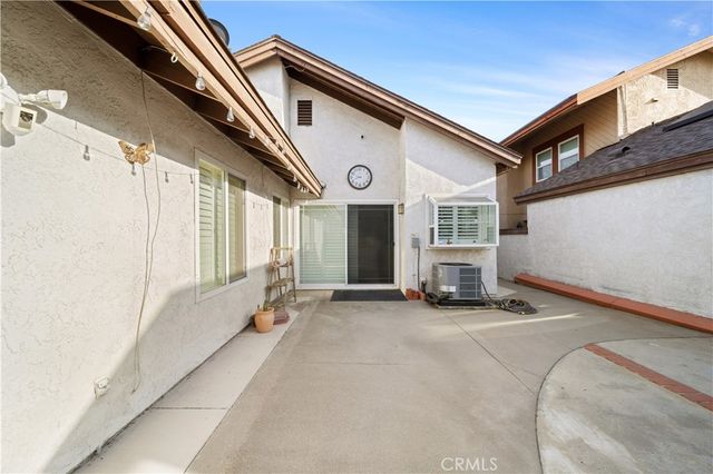 323 W Dawson Court, Glendora, CA 91740