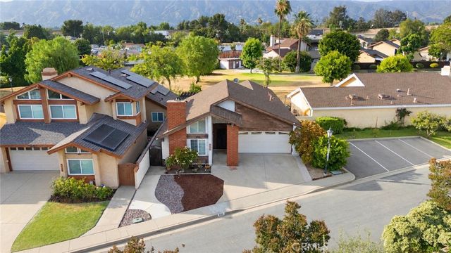 323 W Dawson Court, Glendora, CA 91740