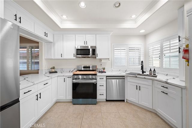 323 W Dawson Court, Glendora, CA 91740