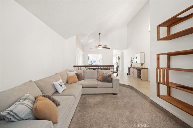 323 W Dawson Court, Glendora, CA 91740