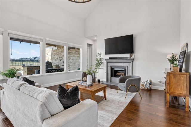 1505 Wolf Ridge Run, Gunter, TX 75058