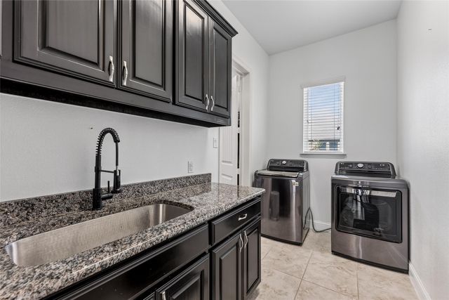 1505 Wolf Ridge Run, Gunter, TX 75058