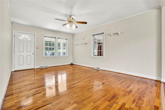 7876 N Highway 11, Walhalla, SC 29691