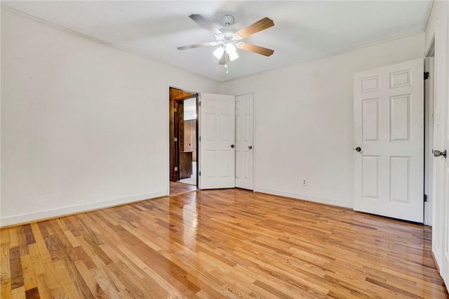7876 N Highway 11, Walhalla, SC 29691