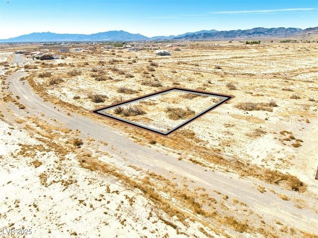 5910 North Fitzroy Avenue, Pahrump, NV 89060