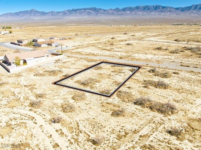 5910 North Fitzroy Avenue, Pahrump, NV 89060
