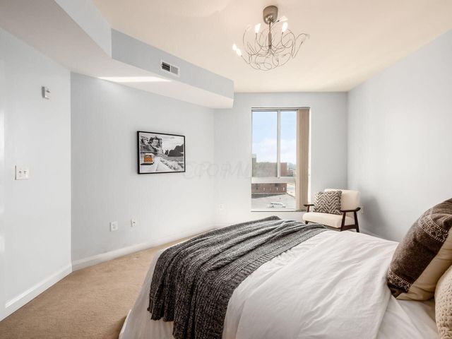 196 S Grant Avenue, 607 607, Columbus, OH 43215