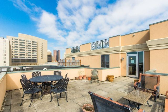 196 S Grant Avenue, 607 607, Columbus, OH 43215