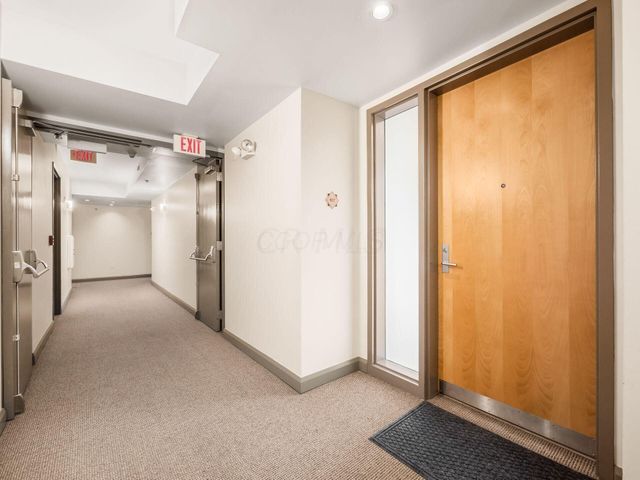 196 S Grant Avenue, 607 607, Columbus, OH 43215