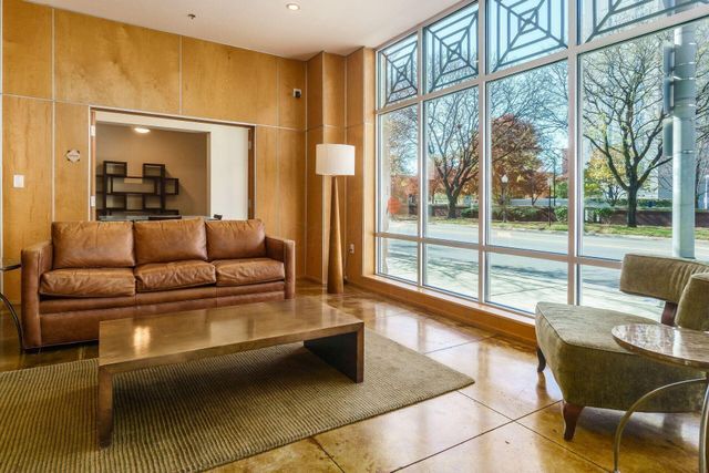 196 S Grant Avenue, 607 607, Columbus, OH 43215