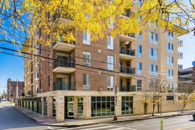 196 S Grant Avenue, 607 607, Columbus, OH 43215