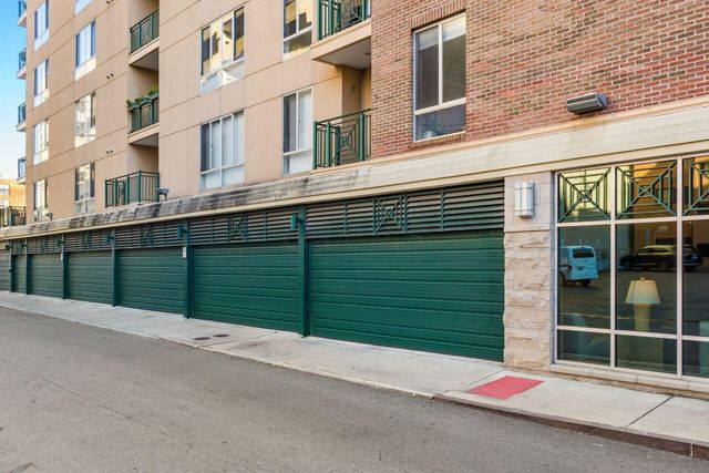 196 S Grant Avenue, 607 607, Columbus, OH 43215