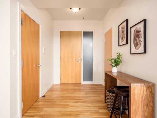 196 S Grant Avenue, 607 607, Columbus, OH 43215