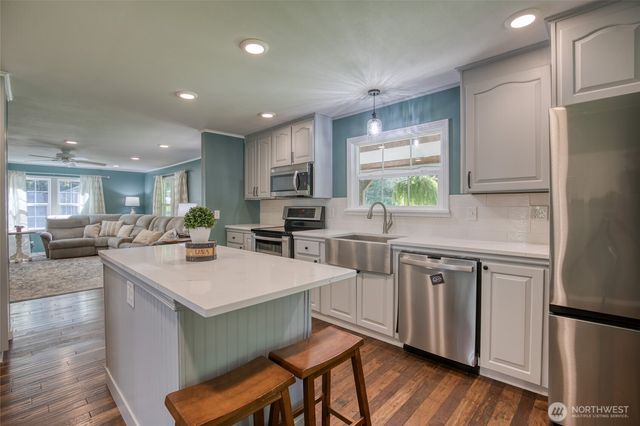 337 Logan Hill Road, Chehalis, WA 98532