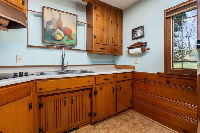 9590 Shawnee Trail, Powell, OH 43065