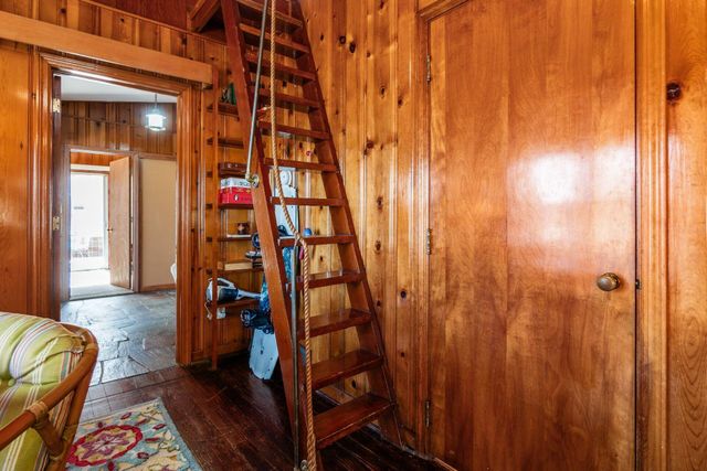 9590 Shawnee Trail, Powell, OH 43065