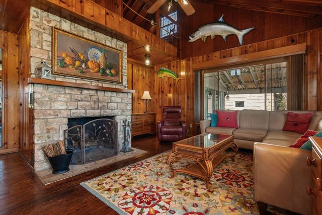 9590 Shawnee Trail, Powell, OH 43065