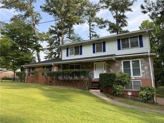 490 Tall Deer Drive, Fairburn, GA 30213