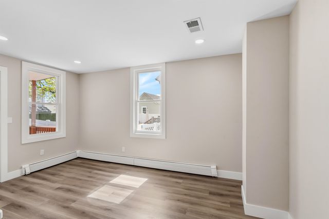 774 8TH ST, Secaucus, NJ 07094