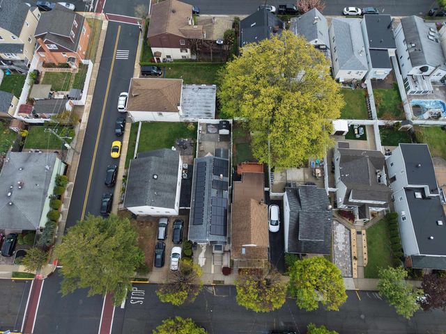 774 8TH ST, Secaucus, NJ 07094