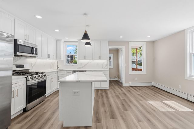 774 8TH ST, Secaucus, NJ 07094