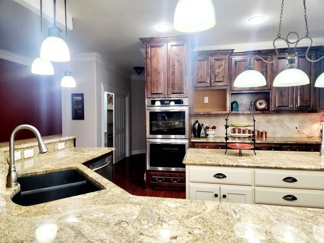 32 LA PALABRA Way, Hot Springs Village, AR 71909