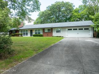 1537 LeConte Drive, Maryville, TN 37803