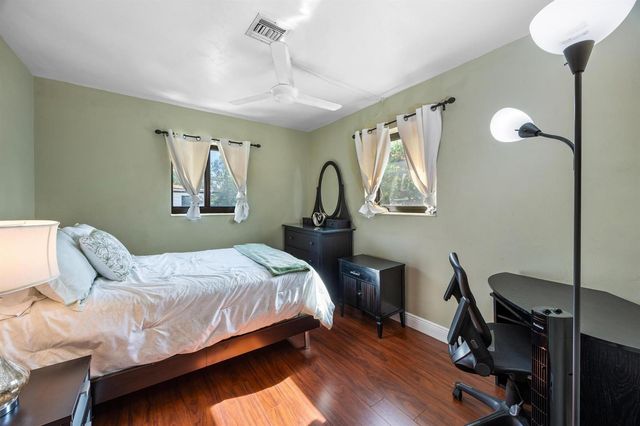 20335 NE 13th Court, Miami, FL 33179