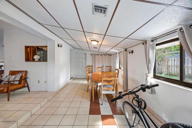 20335 NE 13th Court, Miami, FL 33179