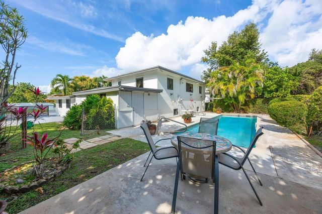 20335 NE 13th Court, Miami, FL 33179