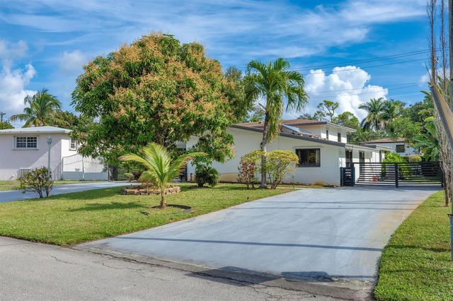 20335 NE 13th Court, Miami, FL 33179