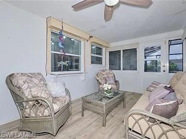 4240 SE 3rd AVE, Cape Coral, FL 33904