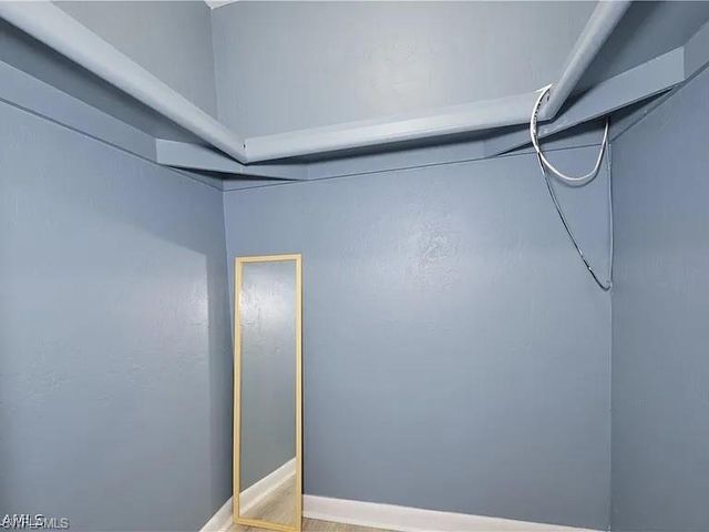 4240 SE 3rd AVE, Cape Coral, FL 33904