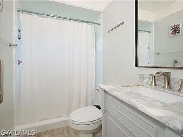 4240 SE 3rd AVE, Cape Coral, FL 33904