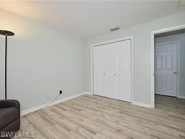 4240 SE 3rd AVE, Cape Coral, FL 33904